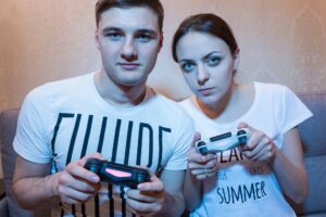 PS Plus w sierpniu – jakie gry trafiają do oferty w wakacje?