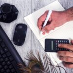 filiżanka kawy na biurku Widok z góry z płaską przestrzenią do kopiowania